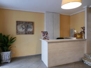 The lobby or reception area at Hotel Cais