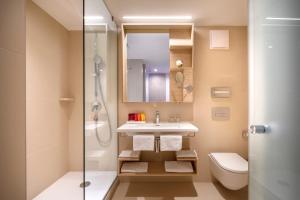 Ванная комната в Valamar Argosy Hotel
