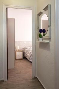 A bed or beds in a room at Apartamento Rivera#2