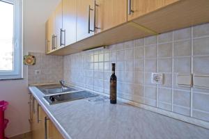 Dapur atau dapur kecil di Apartment Chiara Martinscica +62 gambar