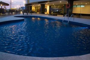 Bazén v ubytování Hotel Reymar Express nebo v jeho okolí