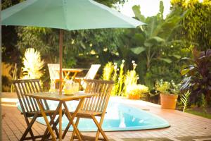 Sodas prie apgyvendinimo įstaigos Las Orquideas Parque Hotel