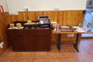 Kuchyňa alebo kuchynka v ubytovaní El Camí Hotel