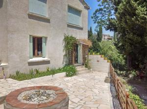 Κήπος έξω από το Gîte avec vue imprenable sur la Cité