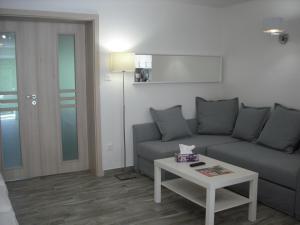 A seating area at Levendula Nyaraló