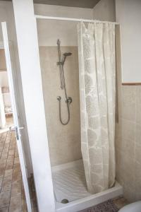 A bathroom at Villa Elvira