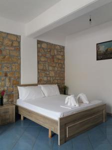 Imagen de la galería de Sunset Guest house, en Himare