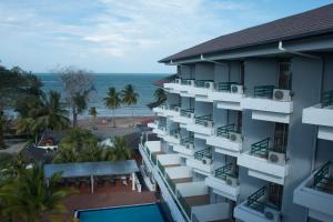 Gambar di galeri bagi Akar Beach Resort di Port Dickson