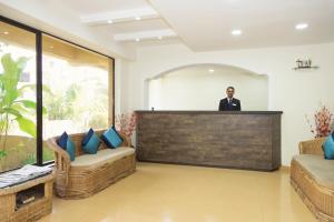 Rendezvous Beach Resort Panjim 로비 또는 리셉션