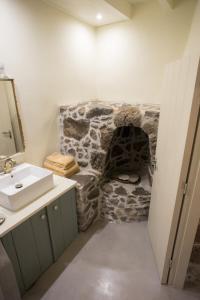 Fotografie z fotogalerie ubytování Pyrgos Stone House v destinaci Emporeiós