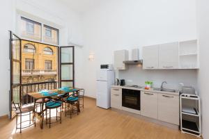 Galeriebild der Unterkunft Prestigious Apartment via Barberini in Rom