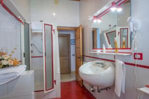 Koupelna v ubytování B&B Il Nespolo