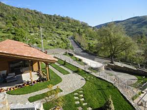 Photo de la galerie de l'établissement Agri-Hotel Da Marianna Resort & Spa, à Santa Domenica Vittoria