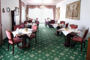 Restaurace v ubytování Gasthof-Hotel Maintal + 3 fotografie