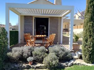 Здание дома для отпуска +7 фотографий