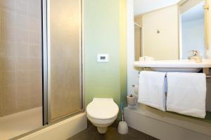 Koupelna v ubytování ibis budget Quimper