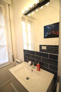 A bathroom at Interno5 Apartment