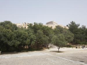 Foto dalla galleria di JOHN BEAUTY 50m2, METRO and ACROPOLIS 5' ad Atene