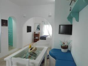 Foto da galeria de Tilos Island house em Megálon Choríon