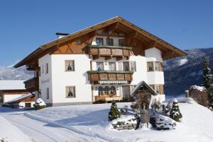 Gallery image of Schlosserhof in Telfes im Stubai