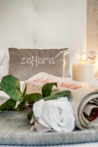 Posteľ alebo postele v izbe v ubytovaní Hostal Zahara
