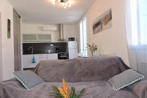 Kuchyň nebo kuchyňský kout v ubytování Le Clos Des Orangers + 22 fotografií