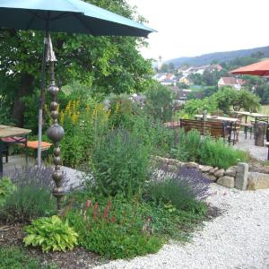 Vrt ispred objekta Alpaka-Ferien