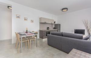 Kuchyň nebo kuchyňský kout v ubytování Apartments Katja