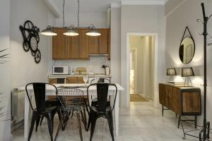 Kuchyň nebo kuchyňský kout v ubytování Apartamentos Mirador Alhambra