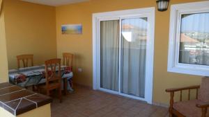Zdjęcie z galerii obiektu Apartamentos Dinastia w mieście Los Cristianos