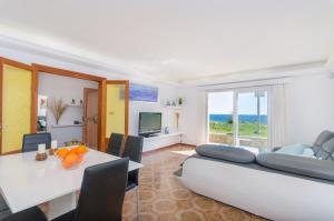 A seating area at Can Rosito