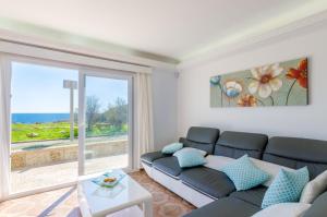 A seating area at Can Rosito