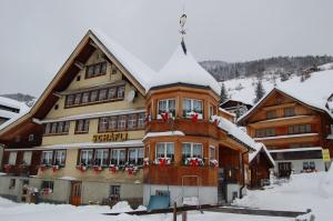 Gasthaus Schäfli durante l'inverno