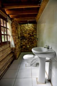 Et badeværelse på Atarisi Lodge