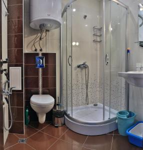 Kylpyhuone majoituspaikassa Al Rial Beach Apartments
