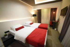 Hotel Bavka房間的床