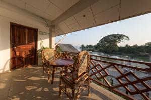 Ein Balkon oder eine Terrasse in der Unterkunft BABA Guesthouse