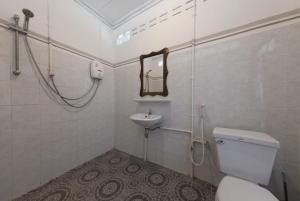 Ein Badezimmer in der Unterkunft BABA Guesthouse