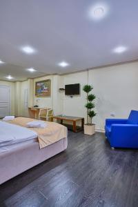 TV a/nebo společenská místnost v ubytování Jasmine Hotel