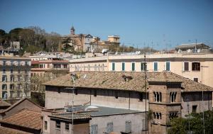 A general view of Róma or a view of the city taken from a vendégházakat