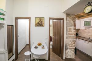 Φωτογραφία από το άλμπουμ του Midtown Center Apartments στο Ζαντάρ