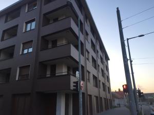 Budova, v ktorej sa apartmán nachádza