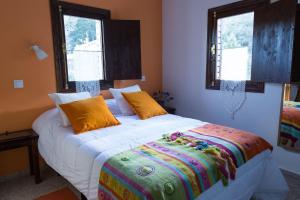 Posteľ alebo postele v izbe v ubytovaní Hotel Rural Don Burguillo