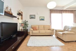 TV a/nebo společenská místnost v ubytování Apartment Bezic