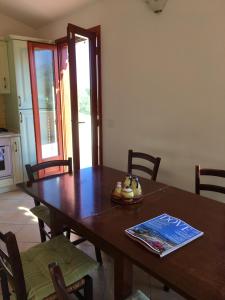 Kuchnia lub aneks kuchenny w obiekcie Villetta Stella IUN P2177