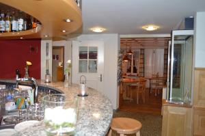 Lounge nebo bar v ubytování Hotel Garni Rösslipost