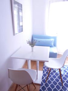 Posedenie v ubytovaní Apartments Doda
