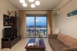 Posedenie v ubytovaní Beachfront Apartment!