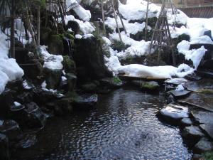 Ryokan Sakaya durante o inverno