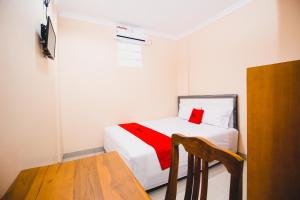 Gallery image of RedDoorz Plus @ Pogung Raya in Yogyakarta